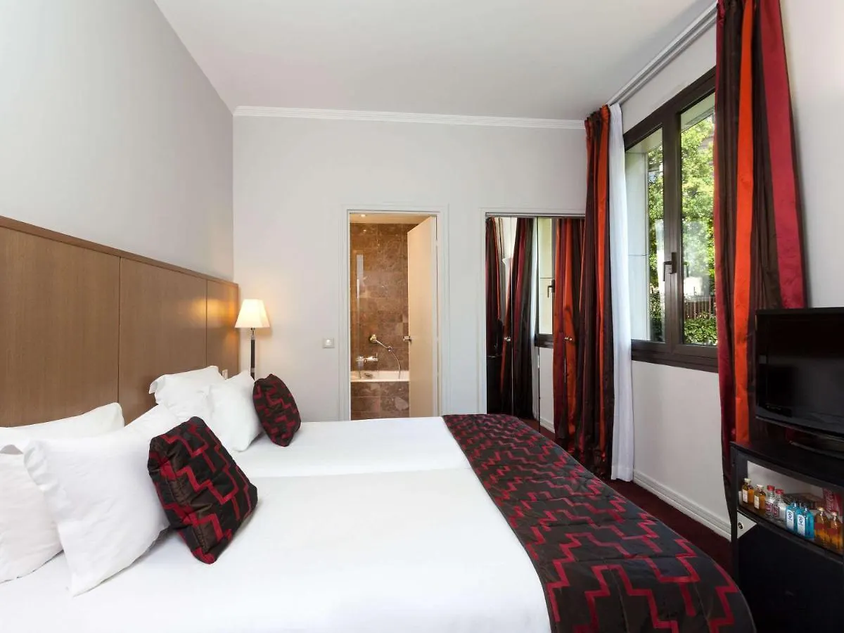 Hotel La Du Roy Champs Elysees Paryż