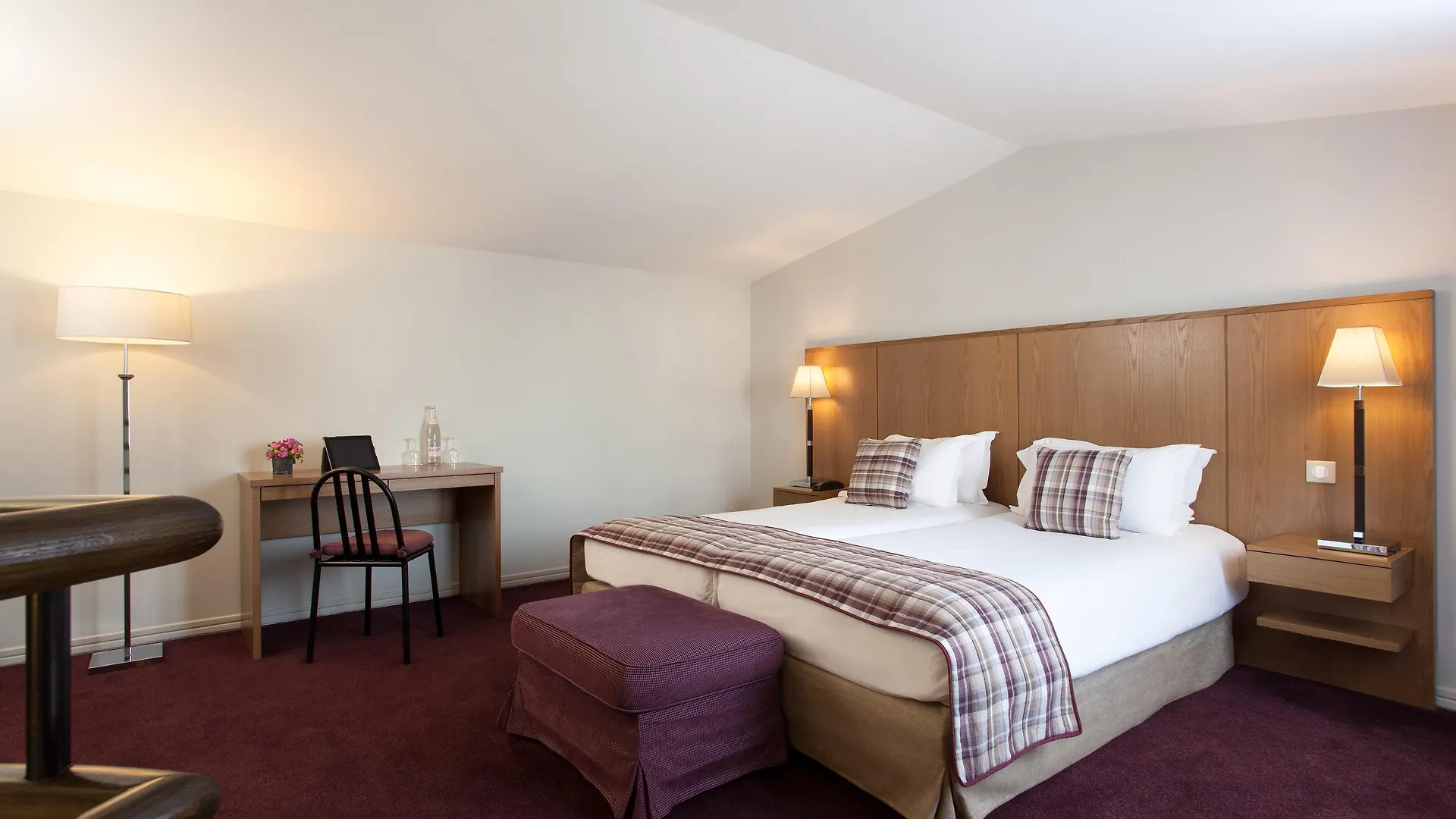 La Du Roy Champs Elysees Hotel 4*